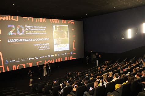 dormir de cine alicante|Reserva DDC en Madrid y Alicante 